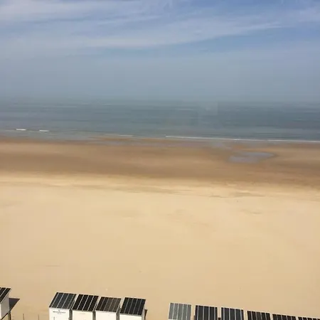 Orange Seaview Apartment Ostend